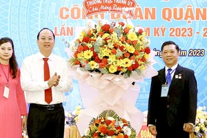 Phó Bí thư Thành ủy TPHCM Nguyễn Hồ Hải chúc mừng Đại hội Công đoàn quận 8 nhiệm kỳ 2023-2028