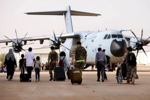 Canada ngừng các chuyến bay sơ tán công dân khỏi Sudan