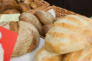Canada phạt nặng doanh nghiệp thao túng giá bánh mì