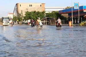 Mưa lớn gây thiệt hại nặng tại ĐBSCL
