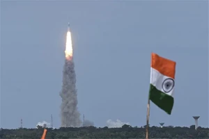 Ấn Độ đưa tàu Chandrayaan-3 lên quỹ đạo của Mặt trăng