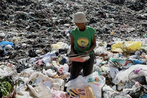 Một bãi rác ở thành phố Dumaguete, Philippines. Ảnh: GREENPEACE