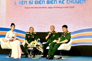 Lắng nghe chiến sĩ Điện Biên kể chuyện tại Ngày Sách và Văn hóa đọc Việt Nam năm 2024