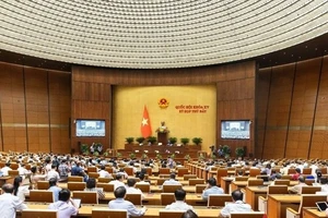 Quang cảnh phiên thảo luận của Quốc hội về dự thảo Luật Lưu trữ (sửa đổi)