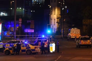 Cảnh sát Anh kích nổ ​một thiết bị gần sân Manchester Arena