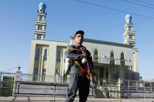 IS đánh bom liều chết vào thánh đường Hồi giáo ở Afghanistan
