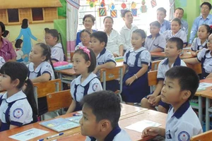 Học sinh trường Tiểu học Nguyễn Văn Trỗi (quận 4, TPHCM)
