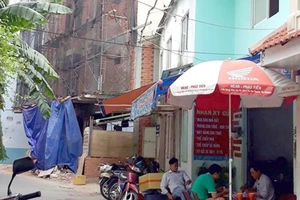 Căn nhà số 30/59 bị người dân tố xây lấn hẻm 46/10 và hẻm 30 đường Nguyễn Cửu Vân
