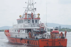 Khẩn trương tìm kiếm 2 thuyền viên mất tích trên biển