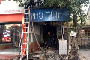 Hà Nội: Cháy cửa hàng phở lúc sáng sớm