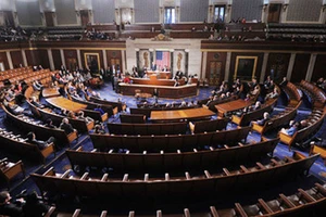 Hạ viện Mỹ thông qua ngân sách tạm thời cho chính phủ Mỹ hoạt động đến ngày 16-1