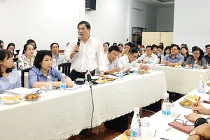Ông Trần Thanh Hồng bức xúc cho rằng mức thu phí theo dự thảo là quá cao