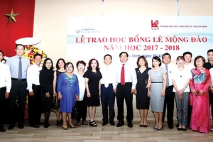 Trao 37 suất học bổng Lê Mộng Đào cho sinh viên Kiến trúc