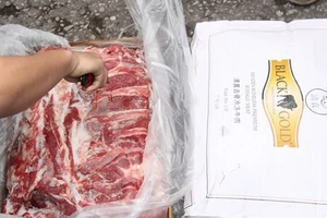 Gần 170 tấn thịt trâu đông lạnh không kiểm dịch được bán đấu giá: Ai chịu trách nhiệm?