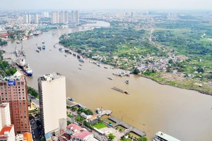 Đại lộ ven sông Sài Gòn nếu thành hiện thực sẽ tăng thêm tuyến giao thông trục chính về phía Tây Bắc TPHCM, phá thế độc đạo của Quốc lộ 22 tức đường Xuyên Á hiện nay