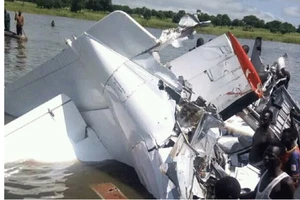 Máy bay chở khách rơi xuống hồ ở Nam Sudan, 17 người thiệt mạng