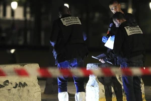 Tấn công bằng dao tại thủ đô Paris, Pháp, nhiều người bị thương