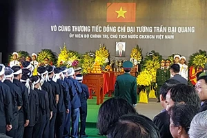 Lễ an táng Chủ tịch nước Trần Đại Quang tại quê nhà 