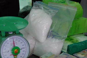 Phá đường dây vận chuyển trên 12 kg ma túy đá từ Campuchia về Việt Nam