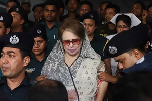 Cựu Thủ tướng Bangladesh nhận thêm án tù vì tham nhũng