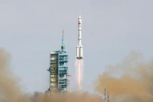 Trung Quốc phóng vệ tinh đầu tiên chế tạo chung với Pháp
