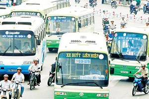 Đẩy mạnh ứng dụng công nghệ quản lý điều hành xe buýt
