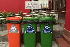 Chế tài hành vi không phân loại rác tại nguồn