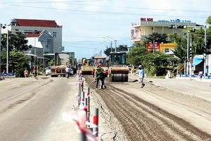 Khắc phục, sửa chữa các đoạn đường hư hỏng trên tuyến QL1A qua tỉnh Bình Định