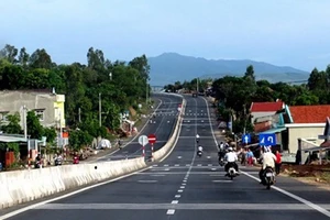 Nâng cấp, mở rộng quốc lộ 13 qua Bình Phước