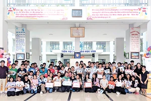LOCK&LOCK đồng hành cùng Saigon Children Charity trong ngày hội tiếng Anh tại Trường Thăng Long