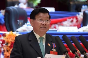 Tại Hội nghị trung ương lần thứ nhất, Ban Chấp hành Trung ương Đảng Nhân dân Cách mạng Lào khóa XI đã bầu đồng chí Thongloun Sisoulith giữ chức Tổng Bí thư. Ảnh: TTXVN
