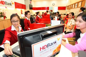 HDBank công bố báo cáo kiểm toán năm 2020: Lợi nhuận trên 5.800 tỷ, lãi từ dịch vụ tăng gấp rưỡi