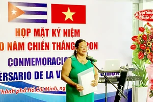 Tổng Lãnh sự Cuba tại TPHCM Indira López Arguelles phát biểu tại lễ kỷ niệm
