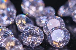 Trung Quốc phá đường dây buôn lậu kim cương quy mô lớn 