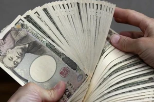 Nội các Nhật Bản thông qua dự thảo ngân sách cao kỷ lục