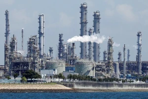 Singapore thu 153 triệu USD thuế khí thải carbon