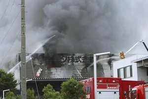 Cháy tại một nhà máy bánh gạo ở Nhật Bản, ít nhất 4 người thiệt mạng 
