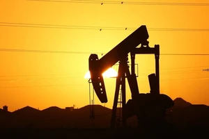IEA nâng dự báo nhu cầu dầu mỏ thế giới 