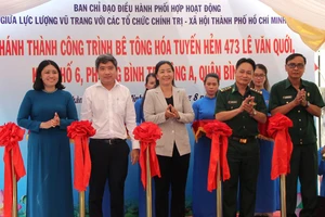 Lễ cắt băng khánh thành một con hẻm tại phường Bình Trị Đông A, quận Bình Tân, TPHCM do Ban chỉ đạo hỗ trợ kinh phí xây dựng