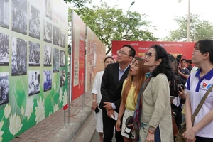 Khai mạc triển lãm “Dấu ấn 70 năm Điện ảnh cách mạng Việt Nam”
