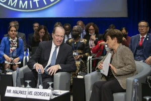 Lãnh đạo WB và Quỹ Tiền tệ quốc tế tại một cuộc họp thường niên