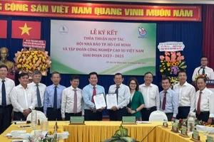 Hội Nhà báo TPHCM và Tập đoàn công nghiệp Cao su Việt Nam ký kết thoả thuận hợp tác năm 2023