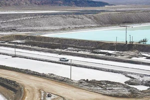 Một cánh đồng khai thác lithium ở Nevada, Mỹ. Ảnh: AP