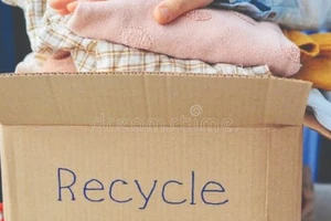 Công ty Nhật Bản phát triển công nghệ tái chế quần áo cũ