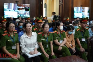 Xét xử vụ án Vạn Thịnh Phát: Bị cáo Trương Mỹ Lan đã thâu tóm SCB như thế nào?
