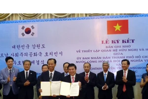 TPHCM và tỉnh Gangwon Hàn Quốc ký kết hợp tác. Ảnh: VOH