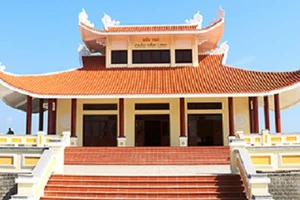 Đền thờ đồng chí Châu Văn Liêm. Ảnh: tourismcantho.vn