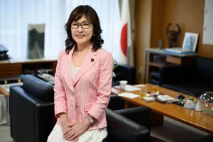 Bà Tomomi Inada - Bộ trưởng Quốc phòng Nhật Bản. (Ảnh: Bloomberg)