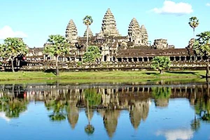 Tìm thấy một pho tượng cổ hơn 700 năm tại Angkor