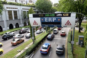 Singapore hạn chế lượng xe giao thông